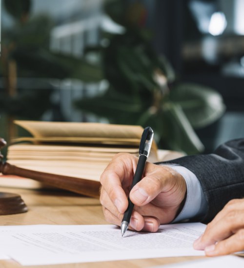 Prawnik ds. nieruchomości – najlepsze wsparcie dla inwestorów i deweloperów