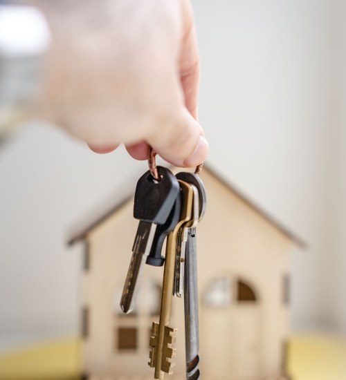 Czy w obecnych czasach warto brać kredyt hipoteczny?